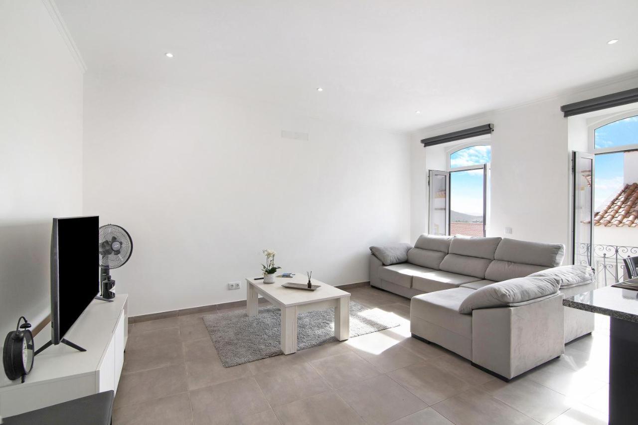 Traditional 3 Bedroom Apartment Alte Exterior foto